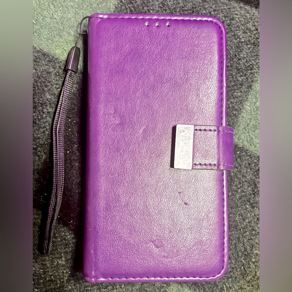 IPhone 13 Premium Wallet Case - Purple